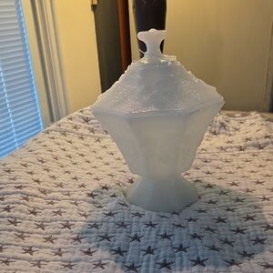 Vintage Anchor Hocking  Milk Glass Covered Compote - White